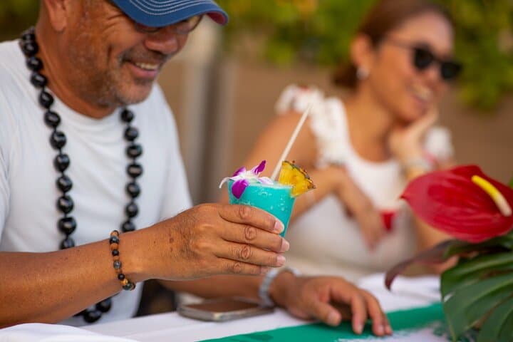 Na Lei Aloha Luau Waikiki — Intimate Hawaiian Dinner Show & Buffet Experience photo 5