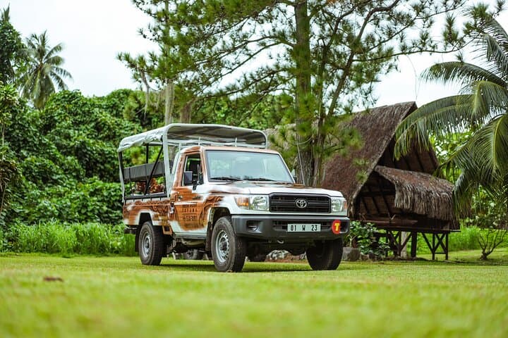 Private 4x4 Safari in Bora Bora: Off-Road Island Tour with Local Guide photo 4