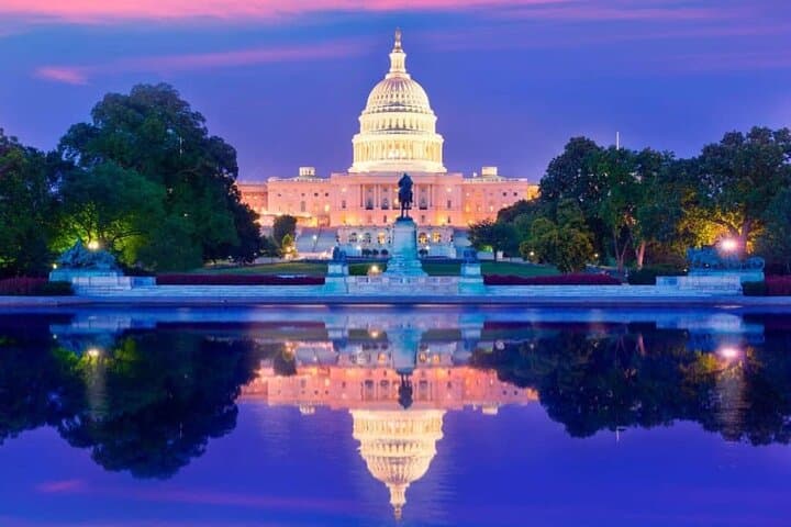 Monuments Express: Private SUV Tour of Washington, D.C. photo 4
