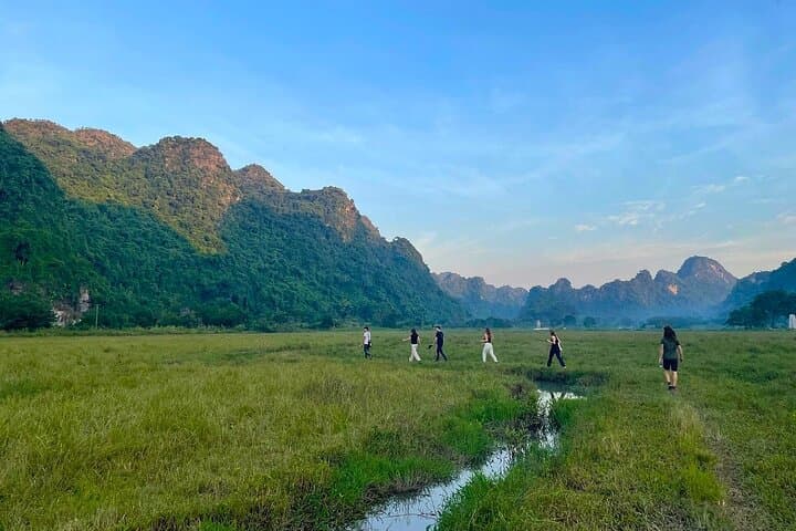 Lan Ha Bay & Cat Ba National Park: 2-Day Adventure from Hanoi photo 6