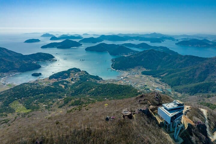 Hallyeohaesang Day Trip: Oedo Botania, Haegeumgang & Mt. Noja Cable Car photo 3