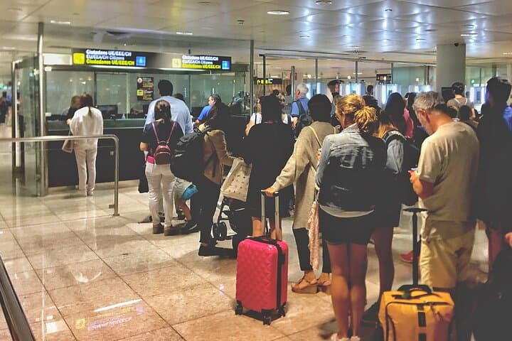 Noi Bai Fast-Track VIP Airport Service — Skip Lines at Hanoi's HAN photo 2