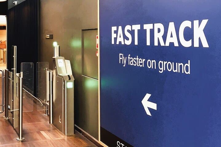 Noi Bai Fast-Track VIP Airport Service — Skip Lines at Hanoi's HAN photo 4