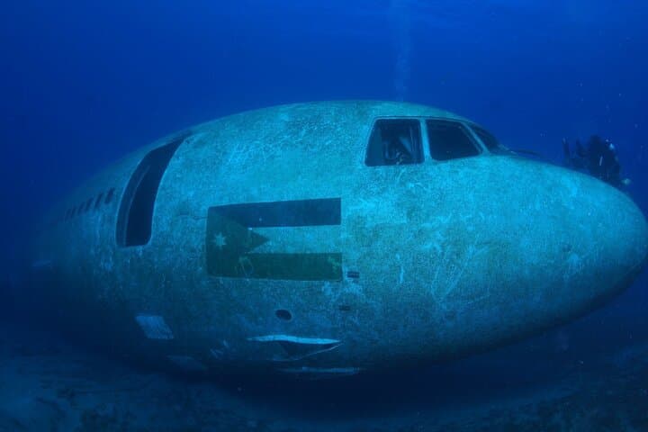PADI Advanced Open Water Course in Aqaba - 5-Dive Advanced Scuba Certification photo 6