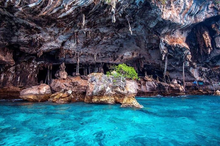 Phi Phi Islands Speedboat Tour: Maya Bay, Khai Nok & Monkey Beach Adventure photo 2