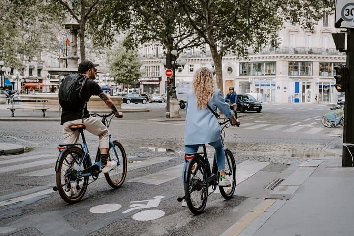 Electric Bike Rental in Paris: Best Routes, Tips & Practical Guide photo 2