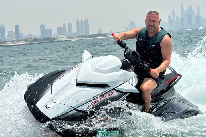 Jet Ski to Burj Al Arab: 30-Minute Yamaha GP1900R Ride in Dubai photo 4