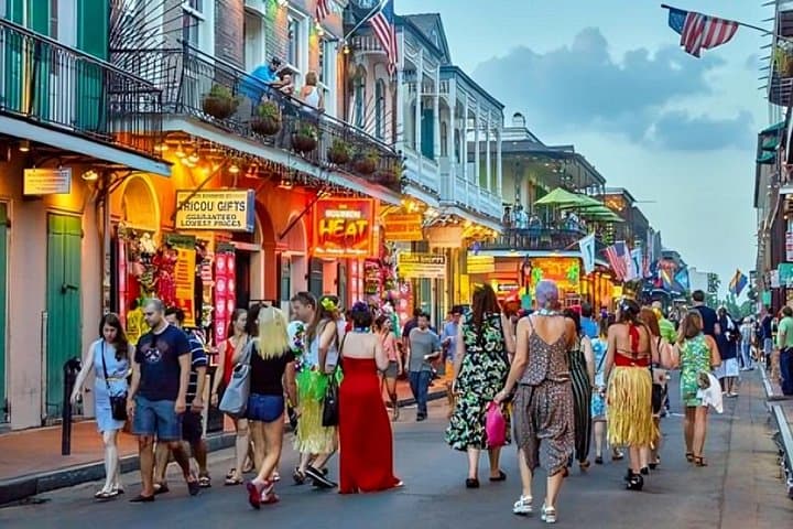 French Quarter Street Food Tour With a Local Guide — New Orleans Eats & History photo 1