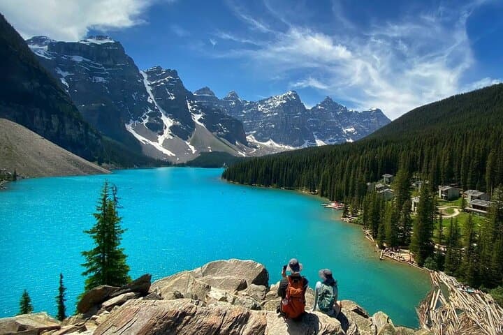 Banff to Moraine Lake & Lake Louise Shuttle — Stress-Free Access to Turquoise Lakes