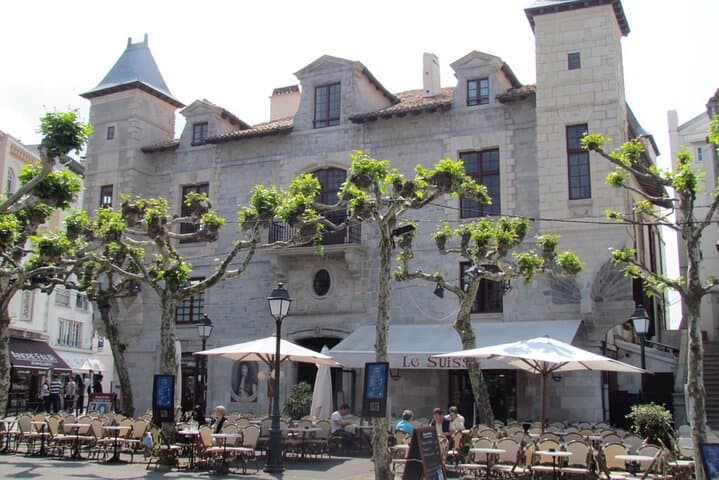 Self-Guided Saint-Jean-de-Luz Scavenger Hunt: Explore the Basque Coast by Foot photo 2