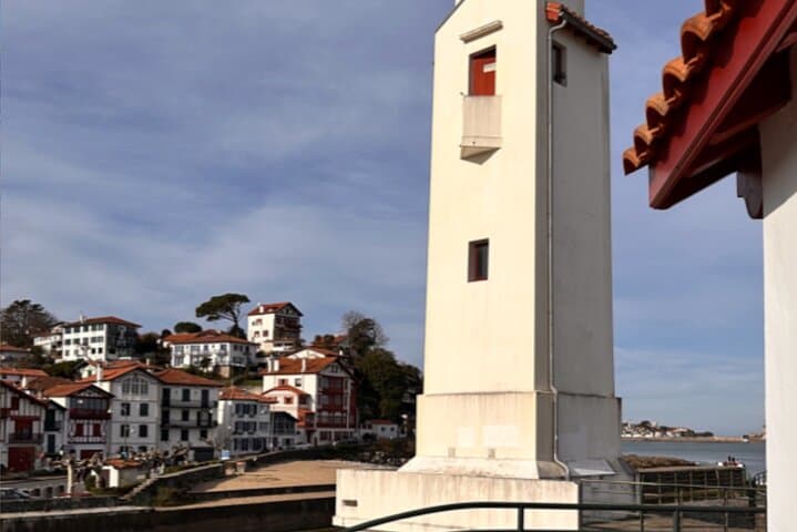 Self-Guided Saint-Jean-de-Luz Scavenger Hunt: Explore the Basque Coast by Foot photo 4