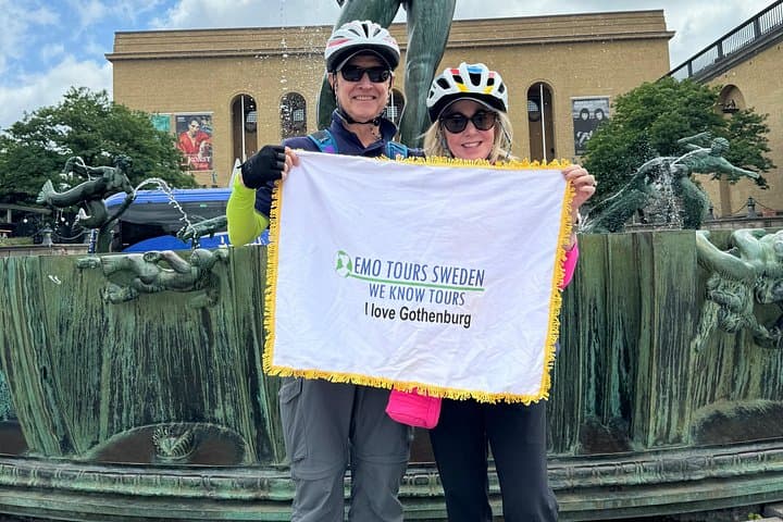 Coastal & Historic Bike Tour — Private Gothenburg Ride with Pickup photo 2