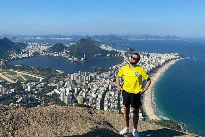 Sunrise Hike to Dois Irmãos: Vidigal’s Two Brothers Summit & Ipanema Views photo 4