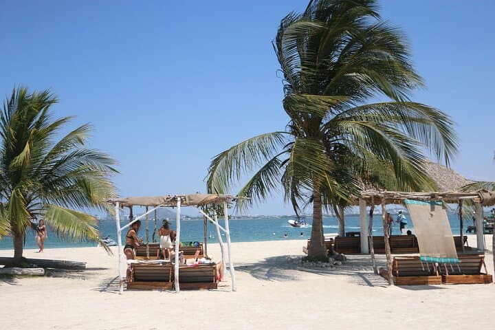 Fénix Beach Day Excursion from Cartagena: Boat Ride, Beach Beds & Island Lunch photo 4
