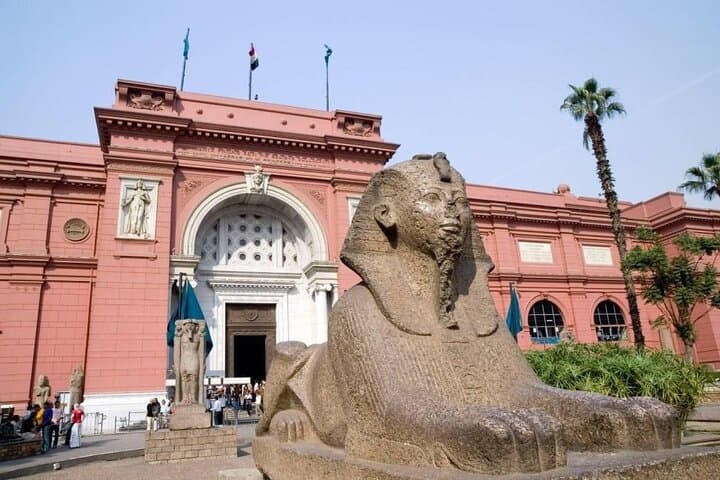 Cairo Day Trip from Sharm el Sheikh: Pyramids, Sphinx & Egyptian Museum photo 2