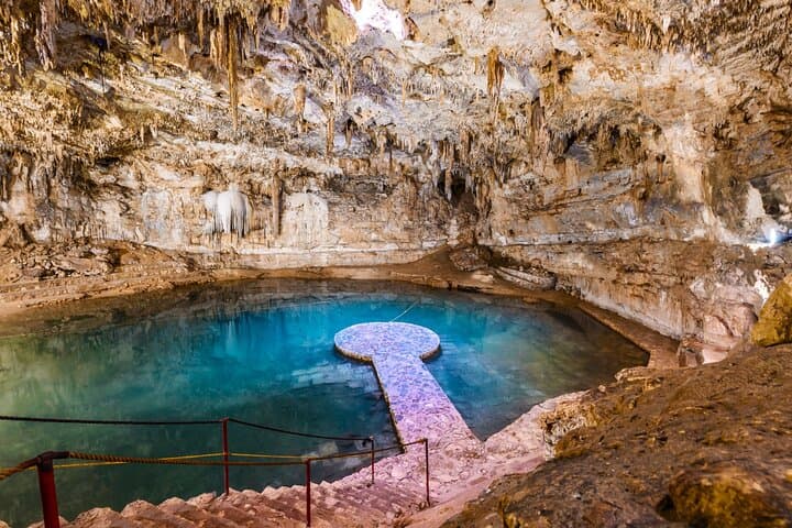 Day Trip to Valladolid and Cenotes Suytun & Oxman from Mérida