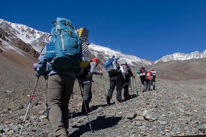 Extreme Mendoza: Rafting the Mendoza River & Rappelling Cerro Mirador photo 4