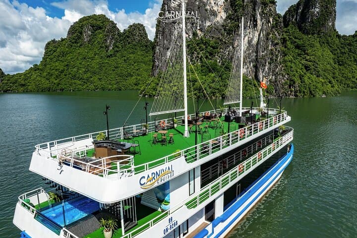 Ha Long Bay Luxury Day Cruise: Kayak, Caves & Titop Island photo 1