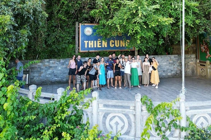 Halong Bay 4-Hour Cruise: Kayak, Thien Cung Cave & Lunch from Tuan Chau photo 4