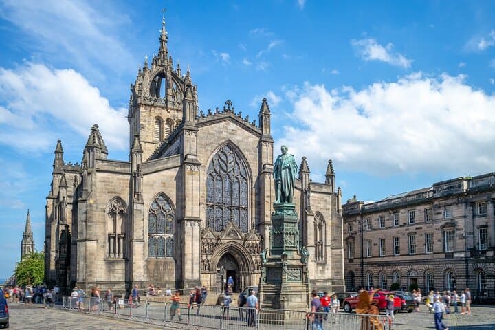 St Giles' Cathedral & Edinburgh Old Town Private Tour — Royal Mile History Walk photo 1