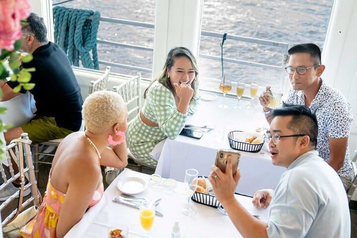 Explore NYC from the Water on a Bottomless Brunch Cruise photo 3