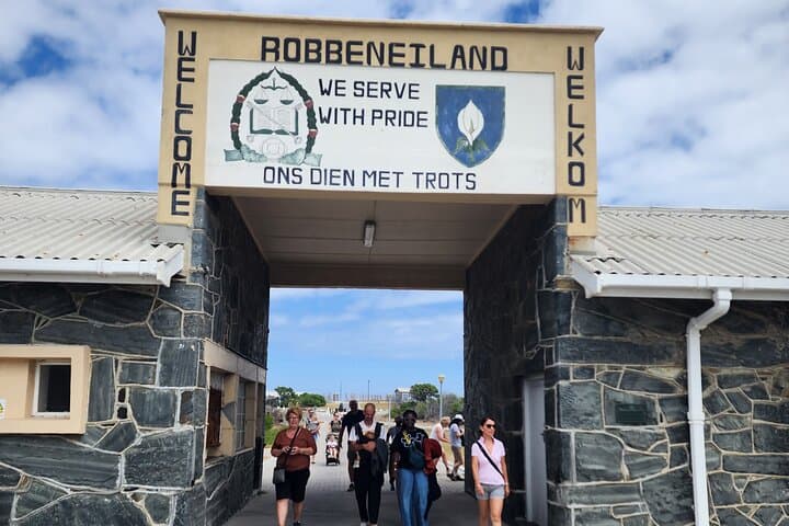 Robben Island & Long March to Freedom: Cape Town Private History Tour photo 3