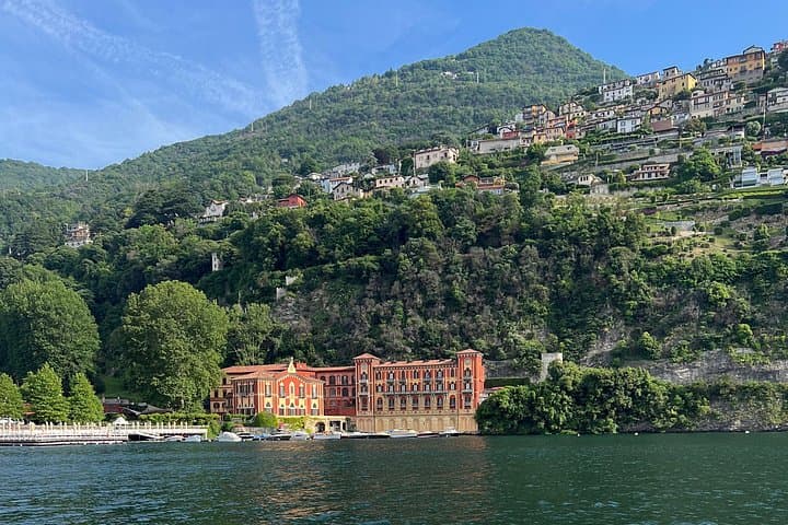Private Lake Como Villa Cruise — 1–4 Hour Boat Tours to Bellagio & Comacina photo 3