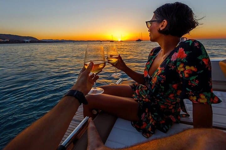 Capri Private Sunset Boat Tour with Prosecco and Snorkel photo 3