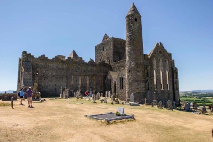 Private Chauffeur Day Tour: Blarney Castle & The Rock of Cashel from Dublin photo 4