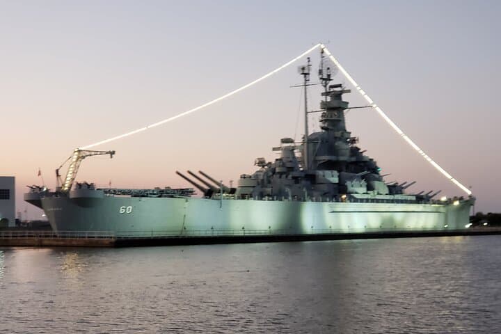Mobile Harbor Cruise: Perdido Queen Port & USS Alabama Sightseeing Tour photo 4