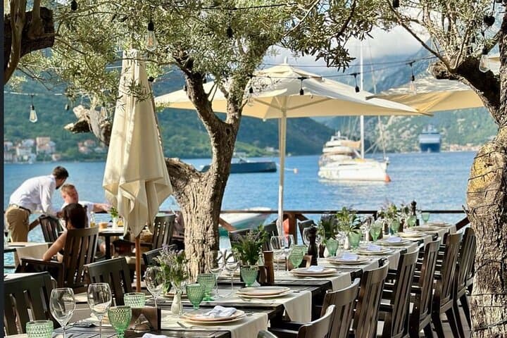 Blue Cave and Boka Bay Cruise: 4-Hour Speedboat Tour from Kotor with Lunch