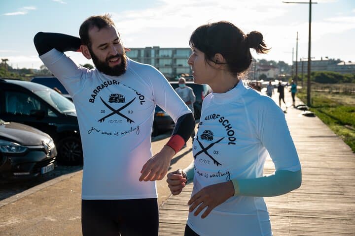 Surf Azurara: Guided Lesson in Vila do Conde with Pickup photo 4