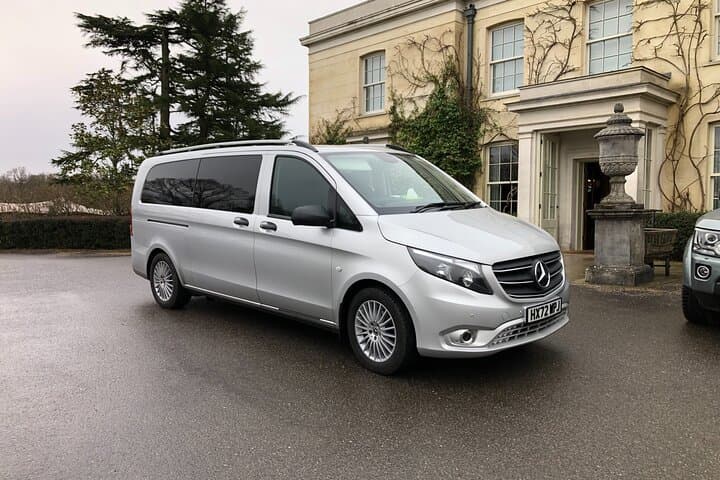 Southampton to Heathrow via Stonehenge & Windsor — Private Transfer with Attraction Stops photo 2
