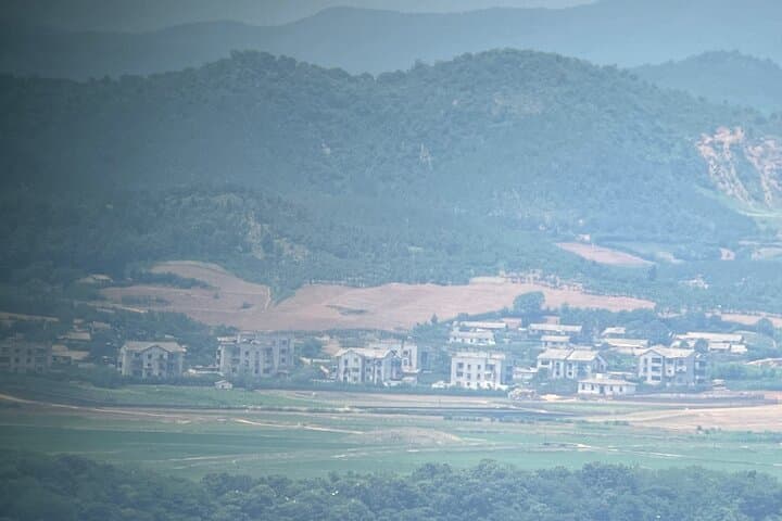 DMZ Tour with North Korean Defector and Authentic North Korean Lunch from Seoul photo 6
