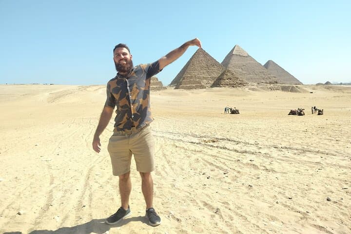 Full-Day Guided Tour: Giza Pyramids, Sphinx, Saqqara & Memphis photo 2