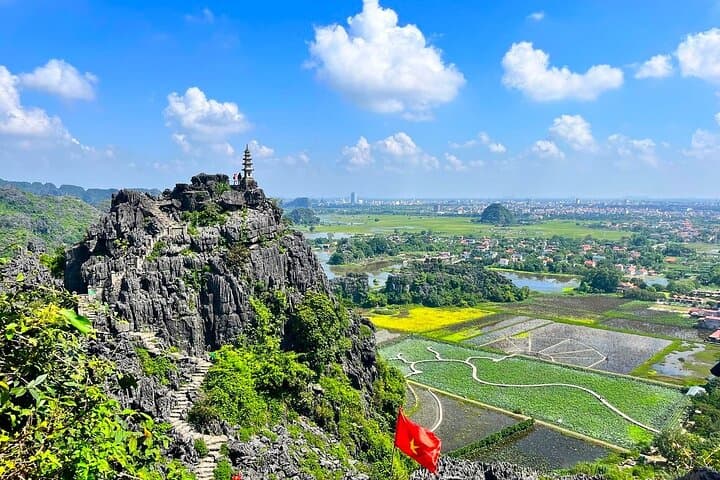 Full-Day Ninh Binh: Mua Cave, Tam Coc Boat Ride & Hoa Lu Small-Group Tour photo 5