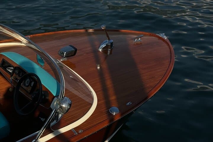 Bellagio Private Boat Tour on Lake Como: Elegant Charters & Villa Views photo 2