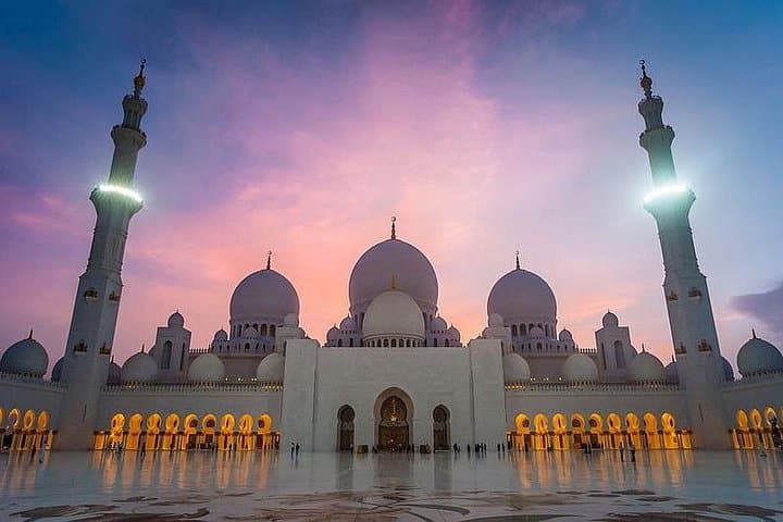 Full-Day Abu Dhabi City Tour from Dubai — Grand Mosque, Corniche & Yas Island photo 2
