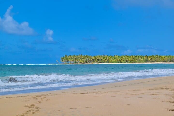 Round Mountain & Secret Beaches: Miches Full-Day Nature and Local House Experience