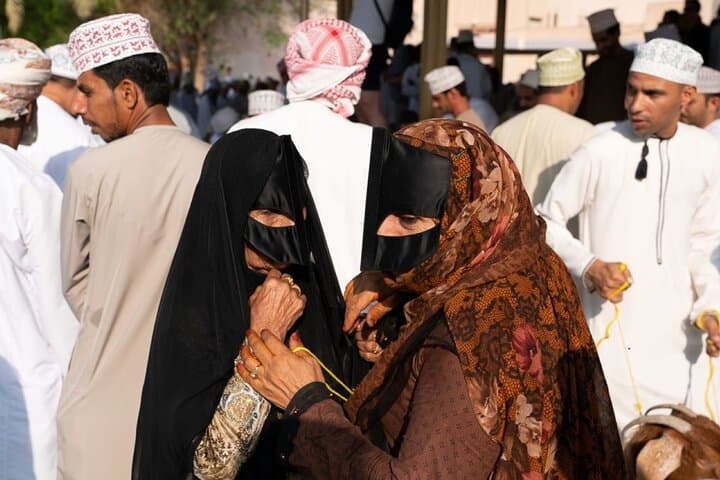 Oman in Three Days: Nizwa, Wahiba Sands, and the Turtle Coast