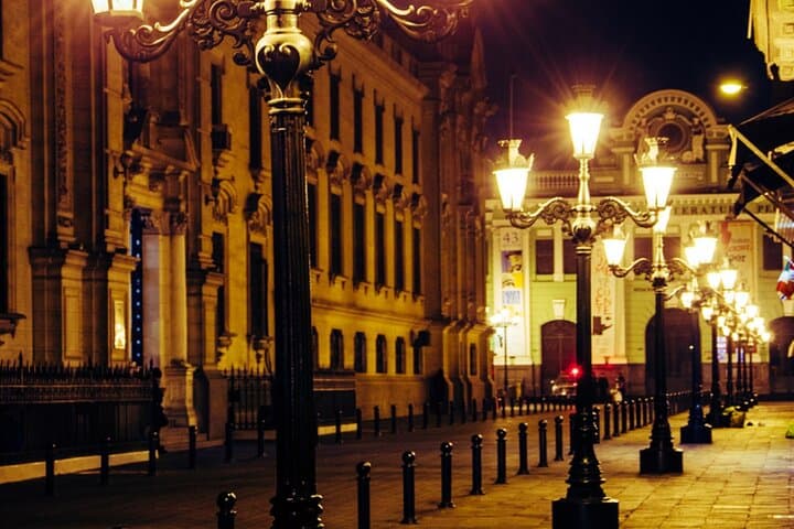 Miraflores at Night: Private Lima Evening Tour with Pisco Tasting & Dinner photo 2