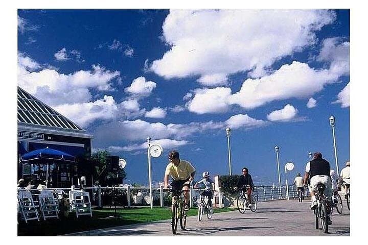 Coronado E-Bike Tour: Flat Scenic Ride Along the Silver Strand