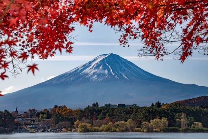 Private One-Day Mount Fuji & Hakone Tour from Tokyo – Fuji 5th Station, Kawaguchi-ko & Owakudani photo 6