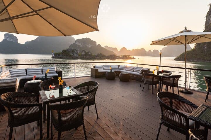 Jade Sails Luxury Day Cruise in Halong & Lan Ha Bay photo 4