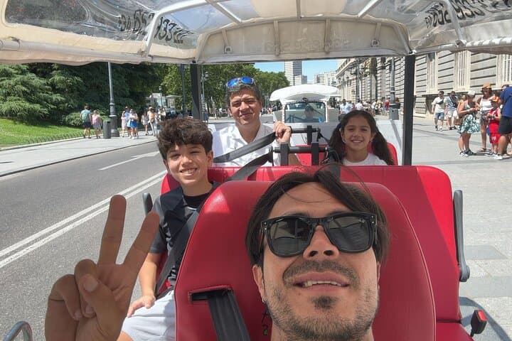 Madrid Tuk-Tuk Tour: Royals, Plazas & Hidden Secrets (3H) photo 6