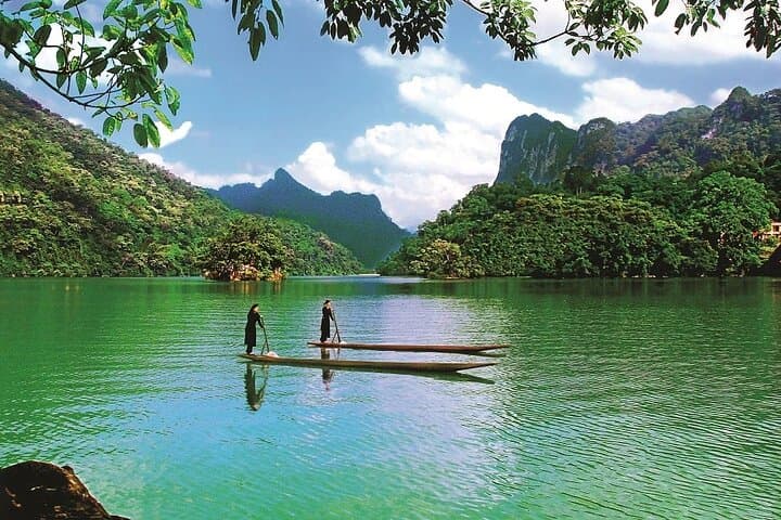 Ha Giang Loop 4-Day Car Expedition: Ma Pi Leng, Dong Van & Lung Cu photo 2