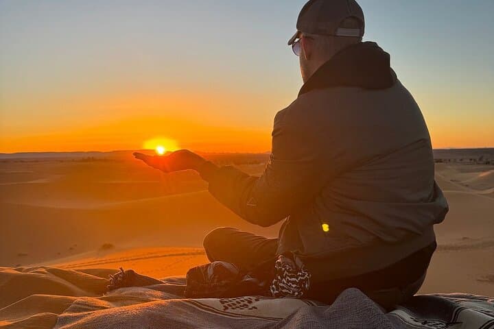 Marrakech to Fes: 2-Day Camel Trek to Erg Chebbi & Berber Desert Camp