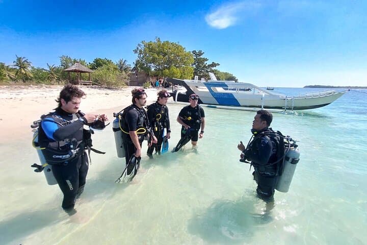 Overnight Snorkel and Waterfall Camping on Gili Sekotong, Lombok photo 4