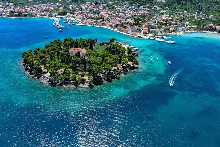 Zadar Blue Lagoon Snorkeling & Speedboat Island-Hopping Tour photo 2