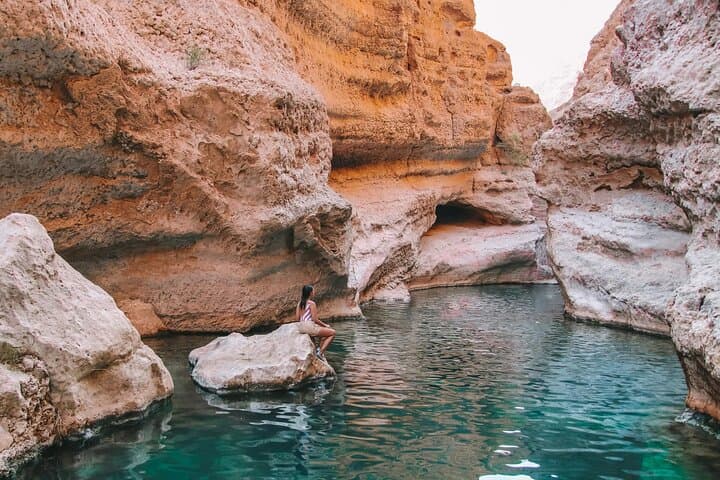 Six-Day Oman Highlights: Wadis, Desert Dunes, and the Hajar Mountains photo 3